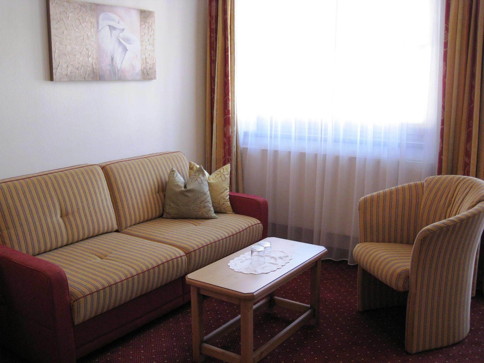 Apart Hotel Garni Strasser Zell am Ziller Εξωτερικό φωτογραφία