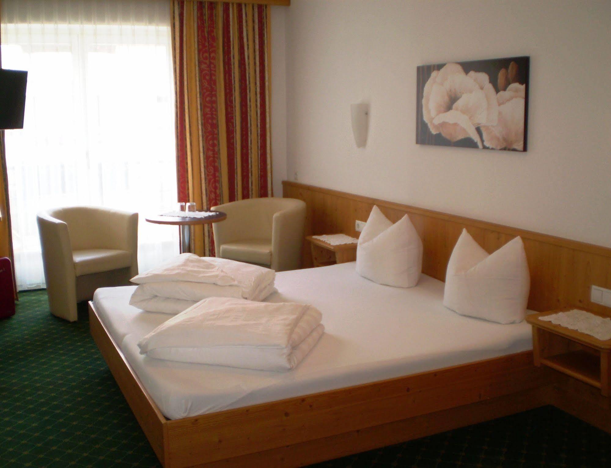 Apart Hotel Garni Strasser Zell am Ziller Εξωτερικό φωτογραφία