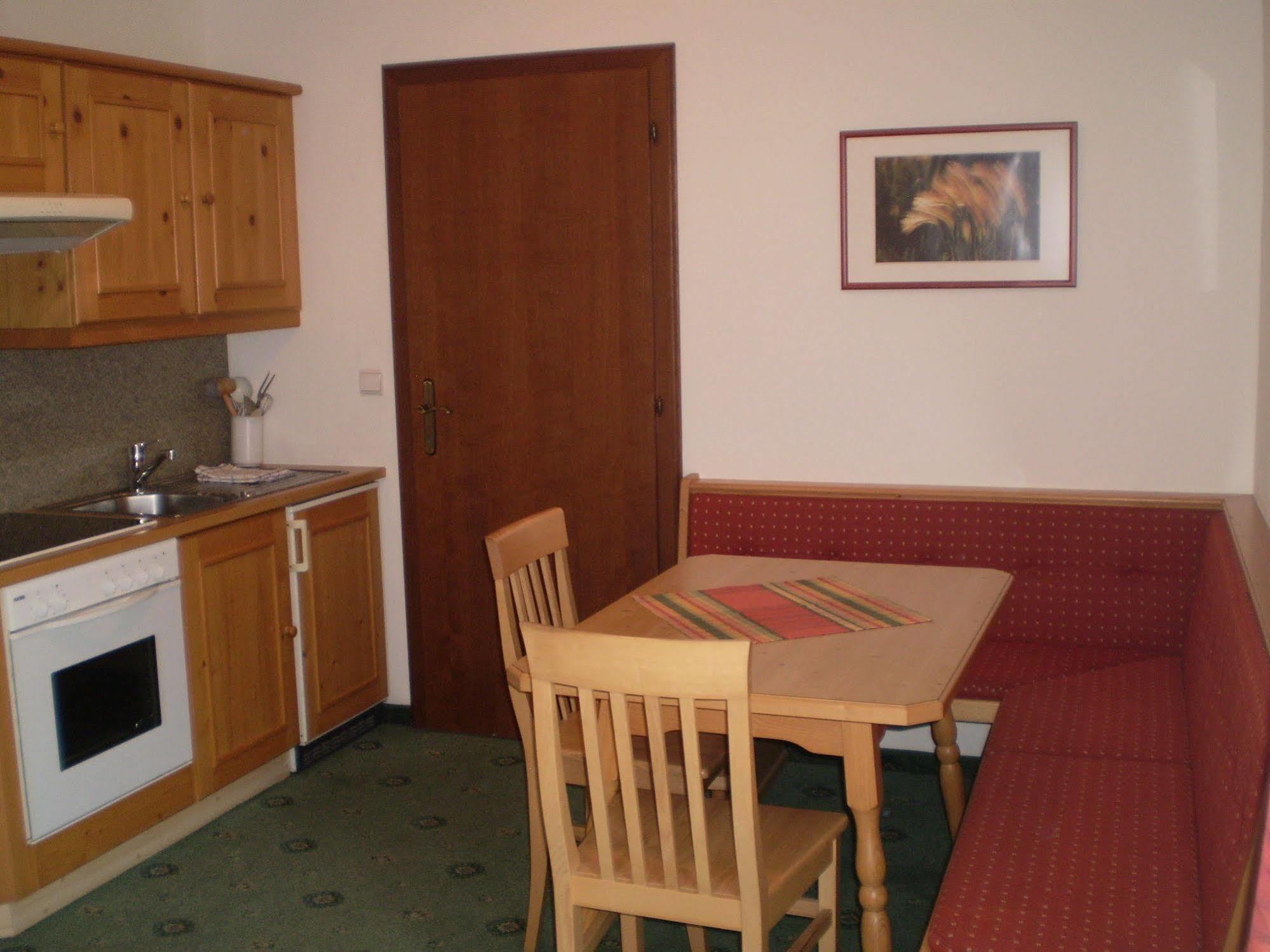 Apart Hotel Garni Strasser Zell am Ziller Εξωτερικό φωτογραφία